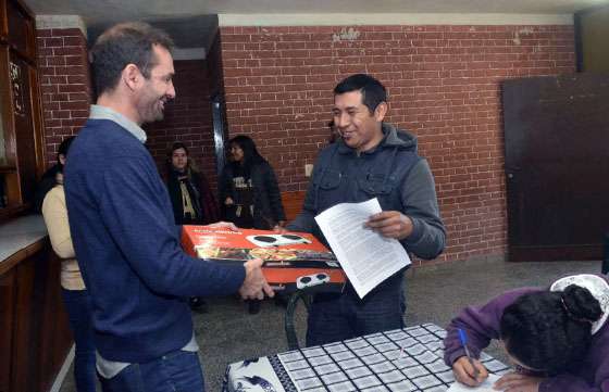 Hoy entregarán anafes a beneficiarios de Apolinario Saravia