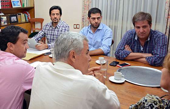 Funcionarios provinciales mantienen una reunión de trabajo con el gabinete de General Ballivián