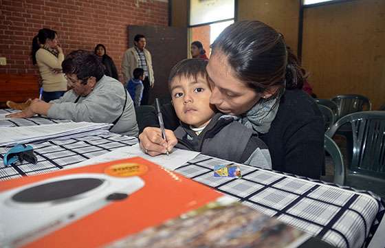 El Ministerio de Gobierno entregará anafes a familias de El Galpón