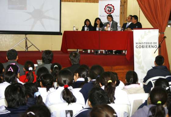 El Bicentenario en clave de juego para los niños de las escuelas