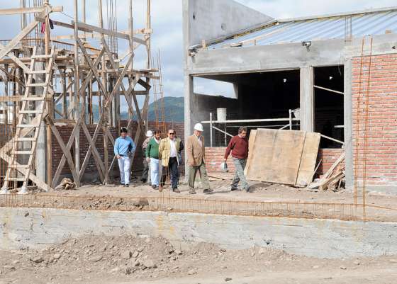 Se supervisó la marcha de obras en establecimientos escolares de Capital