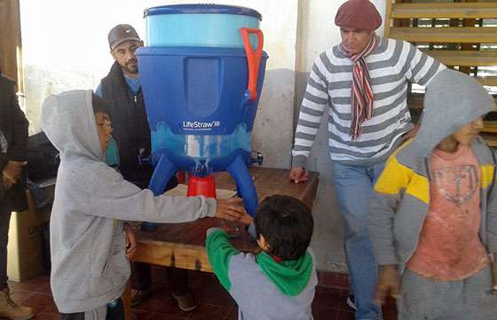 En Embarcación y Rivadavia entregaron filtros comunitarios para agua potable