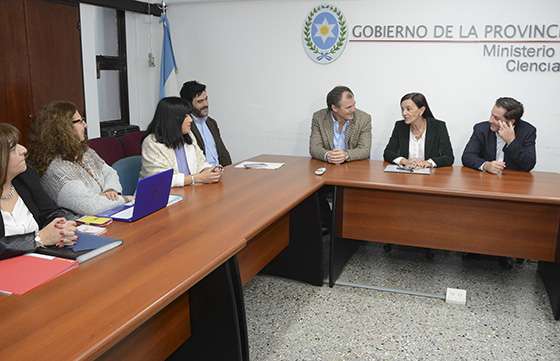 Este año incorporarán contenidos audiovisuales pedagógicos en 123 escuelas del interior