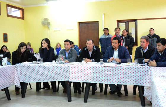 En Coronel Moldes funcionarios analizaron el desarrollo económico, social y de infraestructura del municipio