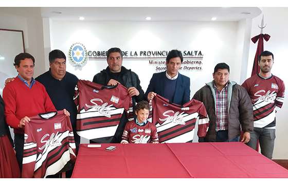Presentaron la Copa Nacional de las Federaciones de Motocross y de la competencia de Karting Tierra