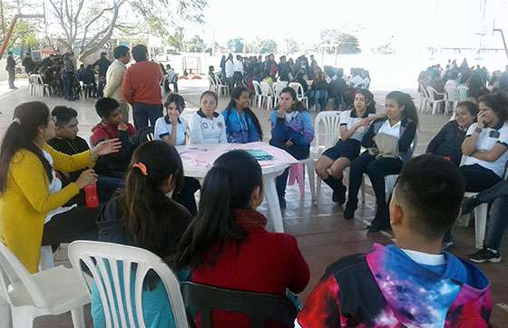 Jóvenes de Pichanal reflexionaron sobre prácticas y comportamientos en el noviazgo