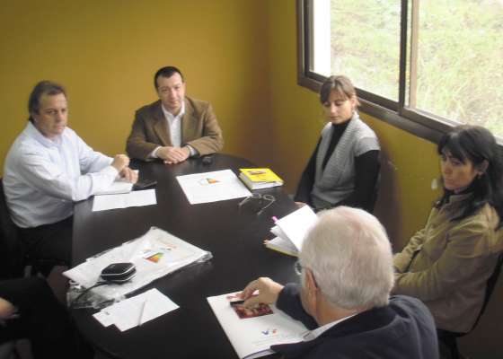 Avanzan estudios financiados por el BID de energía solar y biocombustibles 