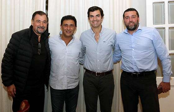Ex jugadores de River Plate fueron recibidos por el Gobernador