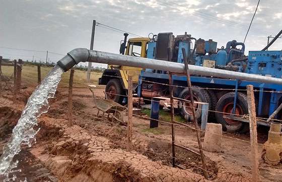 La perforación de un nuevo pozo ampliará la provisión de agua potable en Las Lajitas