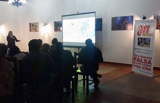 Vecinos de Chicoana fueron capacitados sobre el funcionamiento del 9-1-1