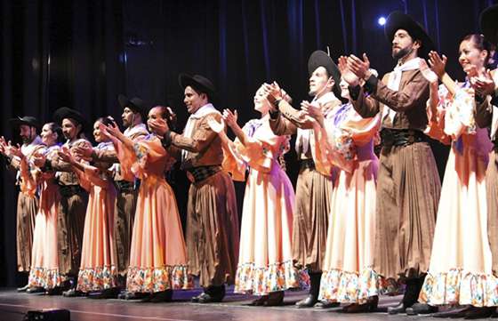 El Ballet Folklórico realizará un homenaje al Día del Folklore