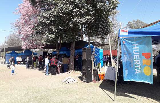 El programa Mercado en tu Barrio estuvo en El Carril