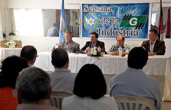 Con anuncio de obras y proyectos de inversión comenzó la Semana de la Industria en Gral. Mosconi