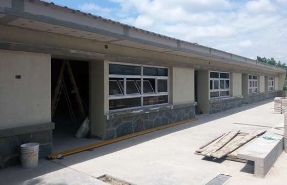 La Provincia construirá edificios escolares de nivel medio en los parajes Brealito y Luracatao
