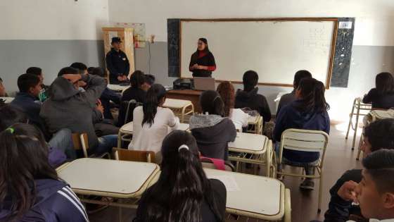Seguridad concientizó a estudiantes sobre violencia escolar en La Silleta