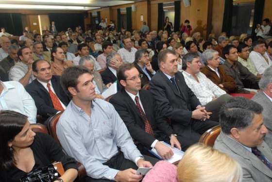 Salta propone que se elabore una ley nacional de salud antes que adherir a un convenio internacional