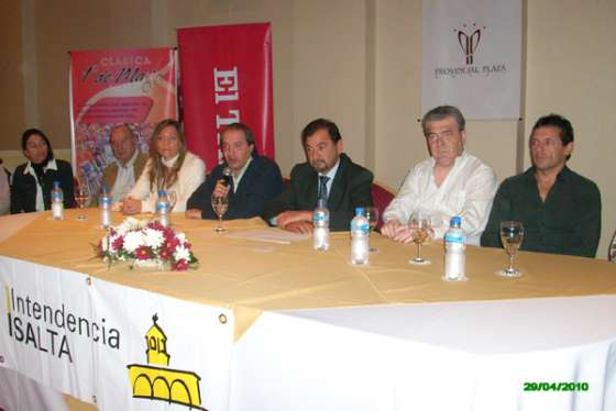 Palópoli asistió a la presentación de la Clásica 1º de Mayo