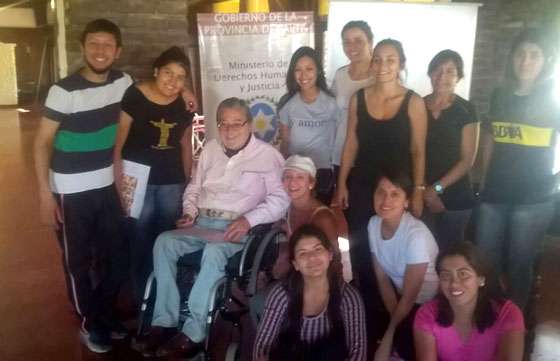 Profesionales de la fundación Ayúdame a Crecer se capacitaron en equinoterapia