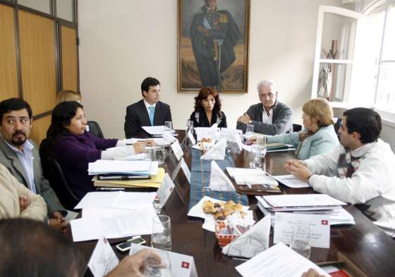 La Agencia Antidroga entabla diálogo con la Comisión de Adicciones del Senado