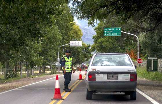 Operativo especial de seguridad vial por la elección de la Reina de los Estudiantes en Cafayate