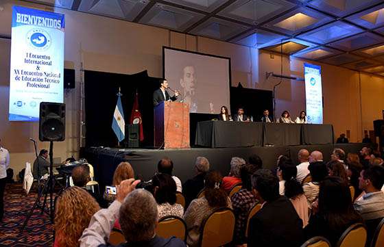 Especialistas nacionales e internacionales debaten en Salta sobre educación técnico profesional
