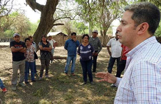 Brindan asesoramiento a pequeños productores de Hickman, Dragones y Padre Lozano