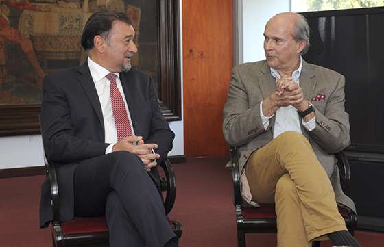 El Vicegobernador recibió al embajador de Colombia