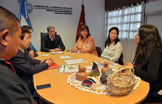 Miembros de pueblos originarios participarán en la feria Paseo de Emprendedores