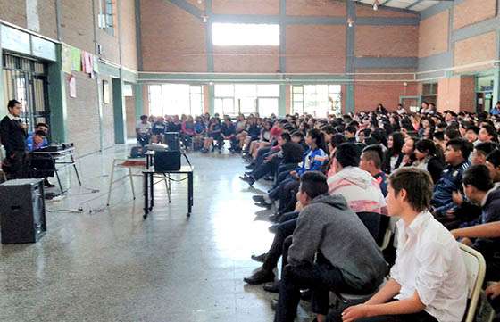 600 alumnos del Colegio René Favaloro fueron capacitados por el 9-1-1