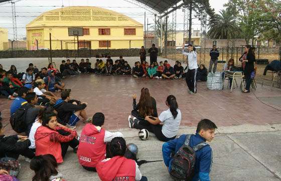 Alumnos participaron de una jornada para prevenir adicciones en el ámbito educativo