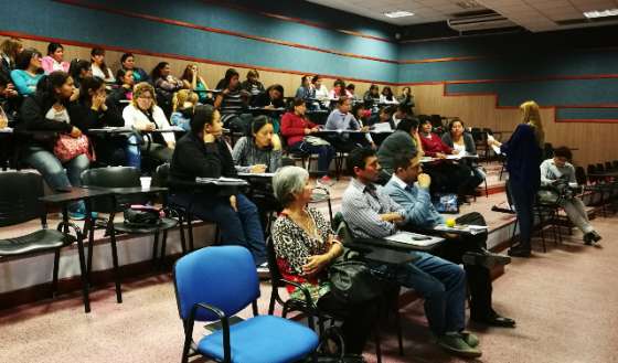 Continúa la capacitación de promotores comunitarios de salud
