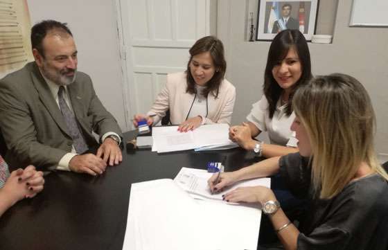 Defensa del Consumidor y Telefónica buscan agilizar reclamos de usuarios de telefonía