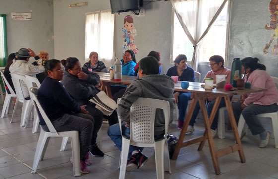 Trabajan en la promoción de los derechos de adultos mayores