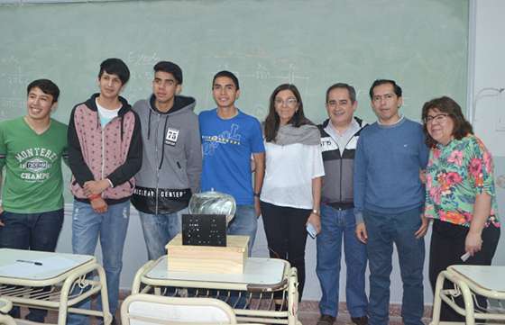 Alumnos de la escuela Einstein son finalistas en el certamen Soluciones para el Futuro