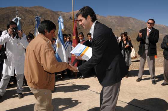 En Nazareno Urtubey inauguró una hostería 