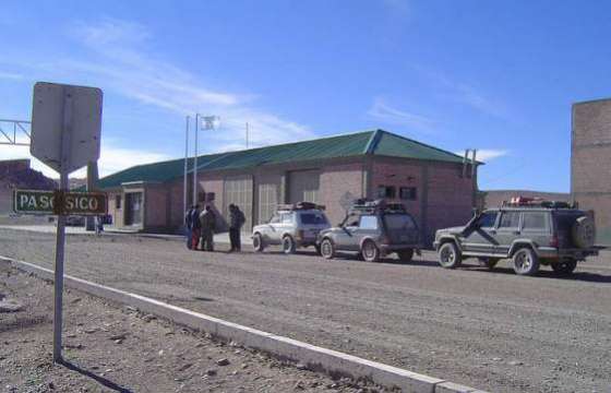 Coordinan acciones con Chile para reforzar el Paso de Sico
