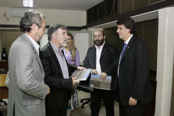 Kosiner se reunió con el presidente del INADI