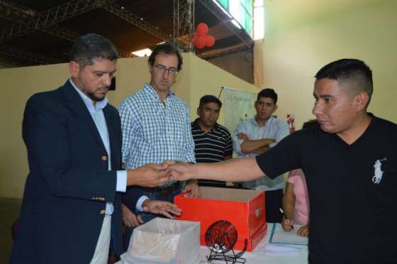 En La Viña sortearon la ubicación correspondiente a lotes de interés social