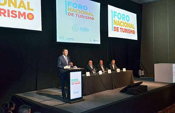 Con más de 600 participantes se desarrolla en Salta el Foro Nacional de Turismo