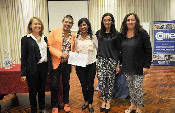 Docentes de inglés recibieron sus certificados de capacitación del Trinity College London