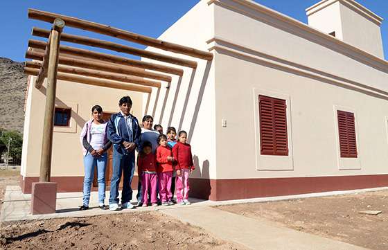 El Gobierno entregará viviendas a familias de Molinos