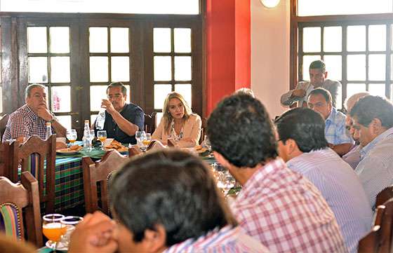 La ministra Bibini se reunió con integrantes de las 62 Organizaciones Peronistas