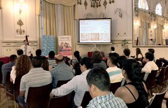 El Gobierno participó en la entrega de certificados a emprendedores del programa Alumbra