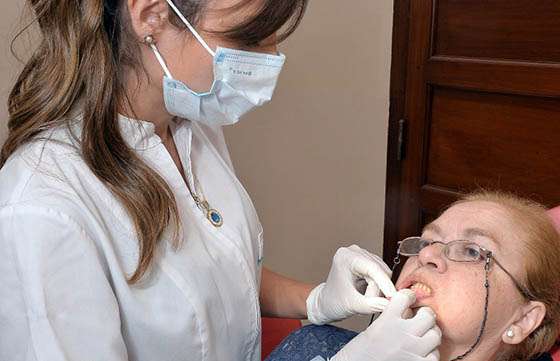 Lanzaron campaña de detección de Cáncer bucal