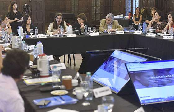 La ministra Berruezo participó en la reunión del Consejo Federal de Educación