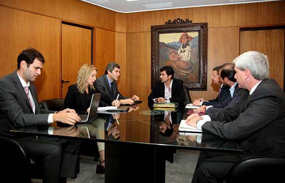 Urtubey encabezó una nueva reunión del Gabinete económico provincial