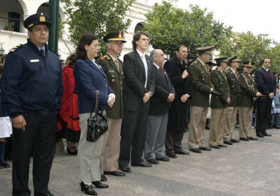 Kosiner encabezó  los actos por el día del Himno Nacional
