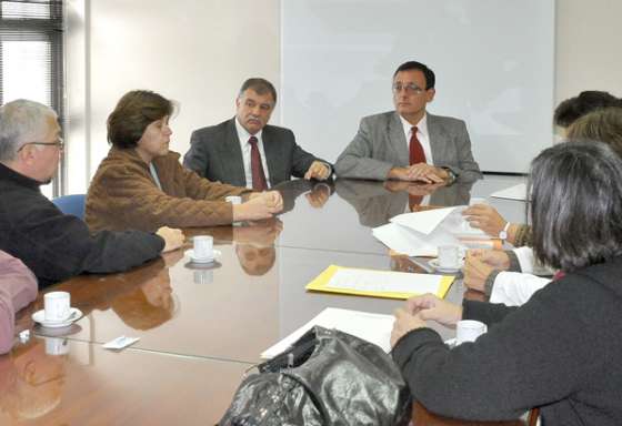 El ministro Gabriel Chagra Dib se reunió con representantes del gremio de APSADES