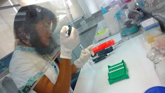 El hospital Oñativia cuenta con  un moderno laboratorio de Biología Molecular