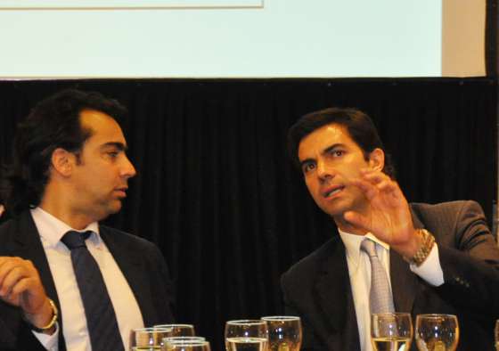 Enríquez Ominami disertó sobre las políticas de Chile y Argentina